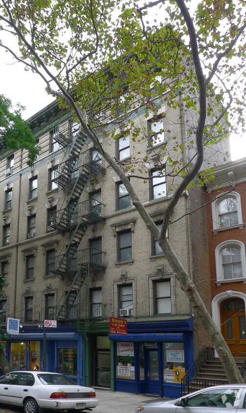 Foto del edificio - 220 E 78th St