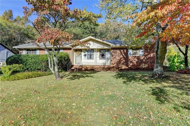 Building Photo - 834 Burns Rd NW