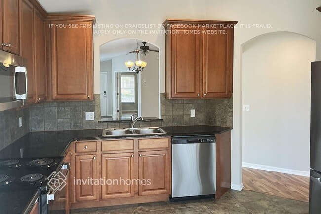 Building Photo - 12538 Evington Point Dr