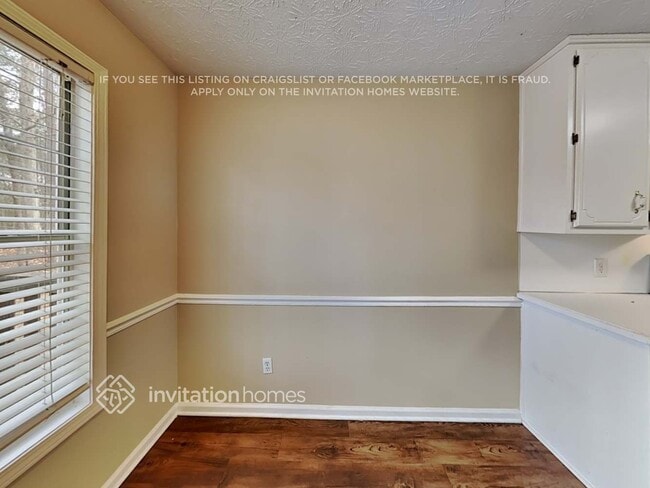 Foto del edificio - 3281 Greystone Ct