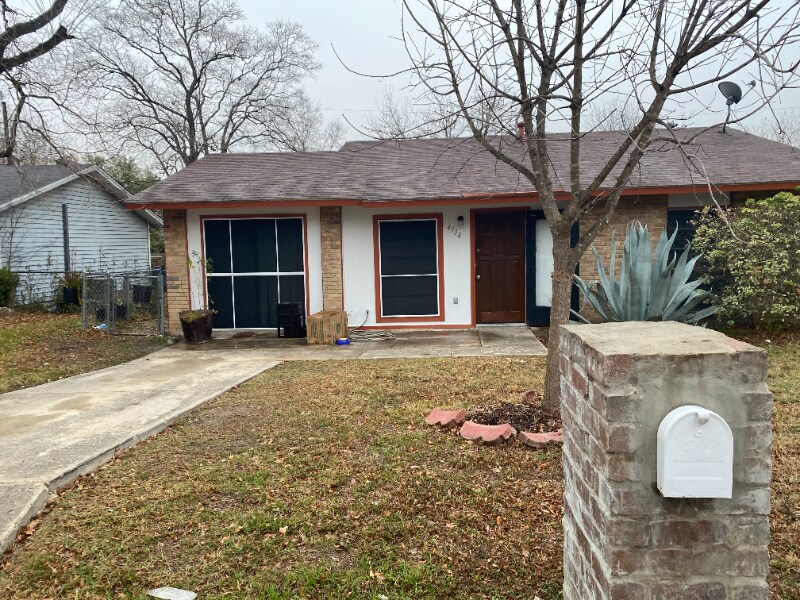 Foto principal - 4334 Hickory Hill Dr