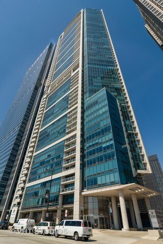 Foto principal - 340 E Randolph St