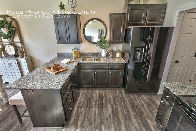 Foto del edificio - Reserve Townhome - Brand New Construction!