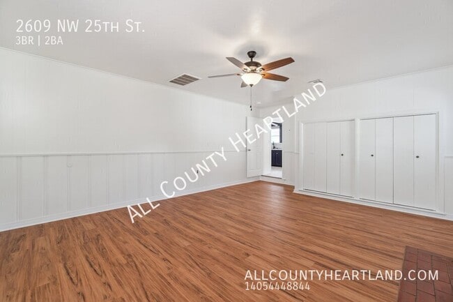 Building Photo - 2609 NW 25th St