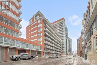 Building Photo - 383-383 Cumberland St