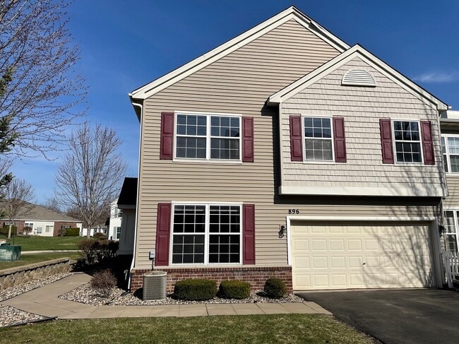 Building Photo - 896 Braunworth Ct