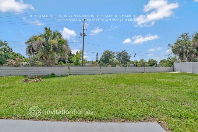 Foto del edificio - 6735 Precourt Dr