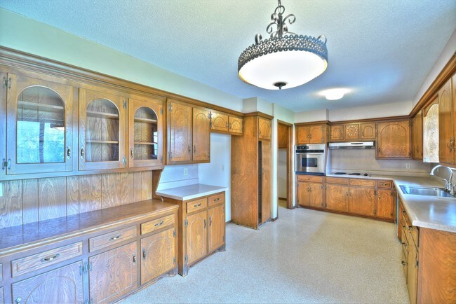 Foto del edificio - 3812 N Riverside Dr