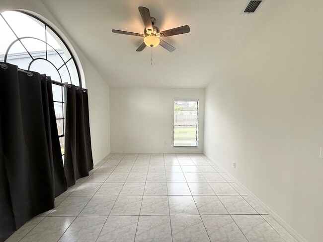 Building Photo - Beautifully Updated 4 Bedroom 3 Bath Home ...