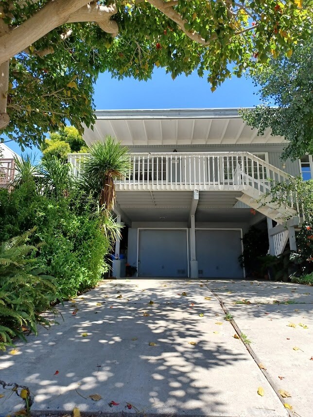 Unit for Rent - 2319 Newcastle Ave
