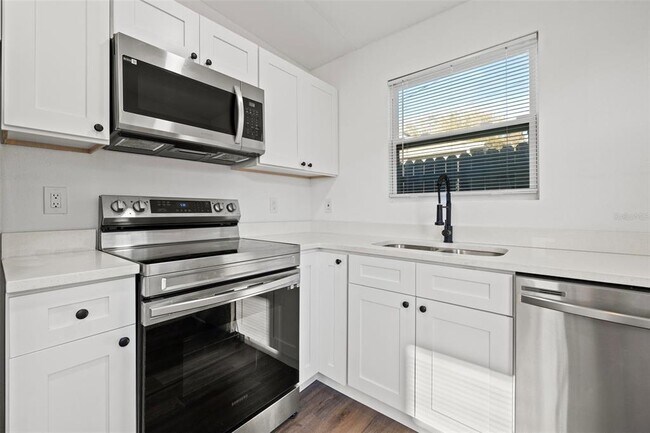 Foto del edificio - 625 35th St N