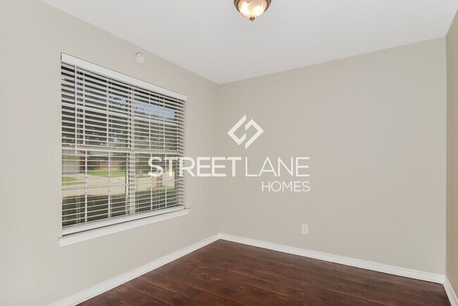 Foto del edificio - Charming 3 Bed 2 Bath Home Ready for Rent!