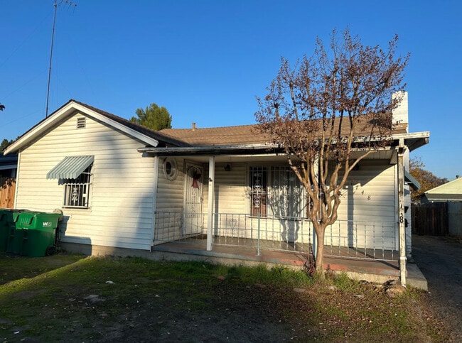 Building Photo - 1748 West Ln