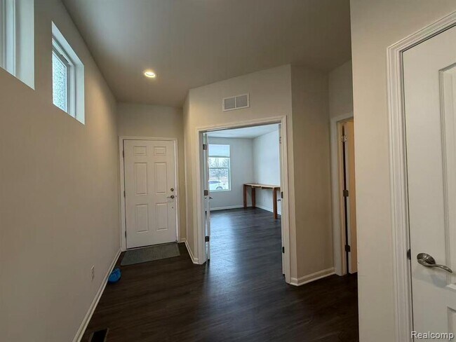 Foto del edificio - 19050 Denali Cir