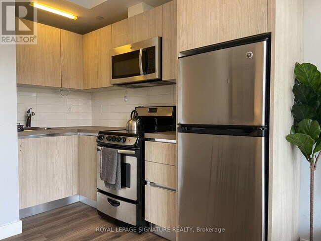 Photo du bâtiment - 335 College St