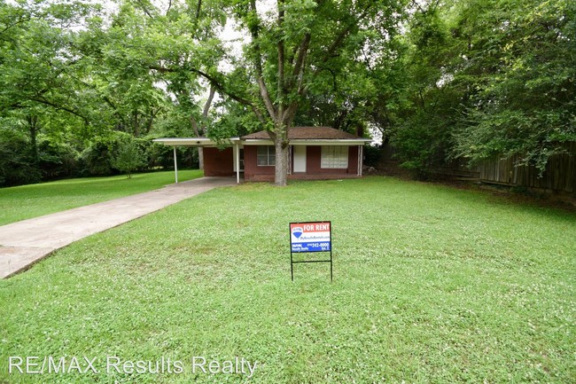 Building Photo - 3 br, 1 bath House - 413 Cameron St.