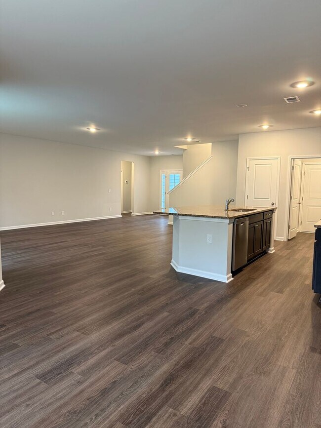 Foto del edificio - New Construction Rental