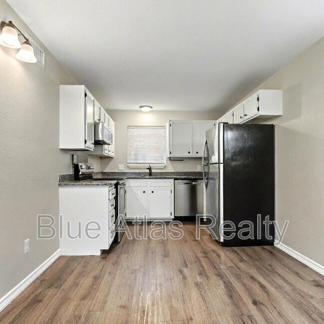 Foto del edificio - 225 Bryan St