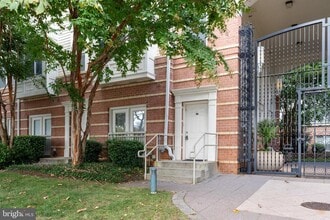 Building Photo - 9490 Virginia Center Blvd