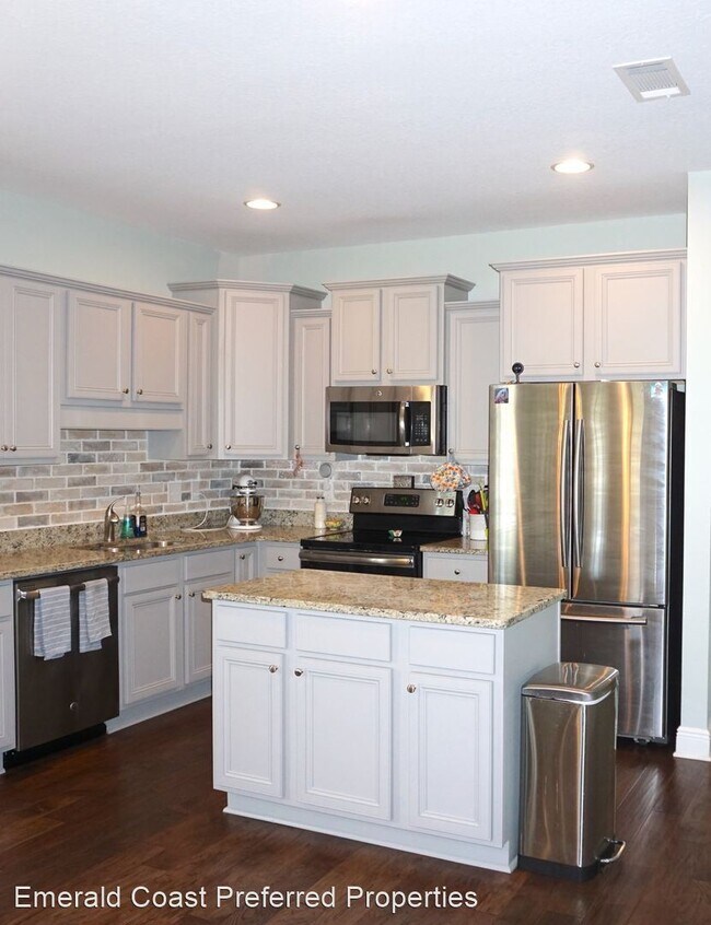 Building Photo - 3 br, 2 bath House - 415 Cocobolo Drive