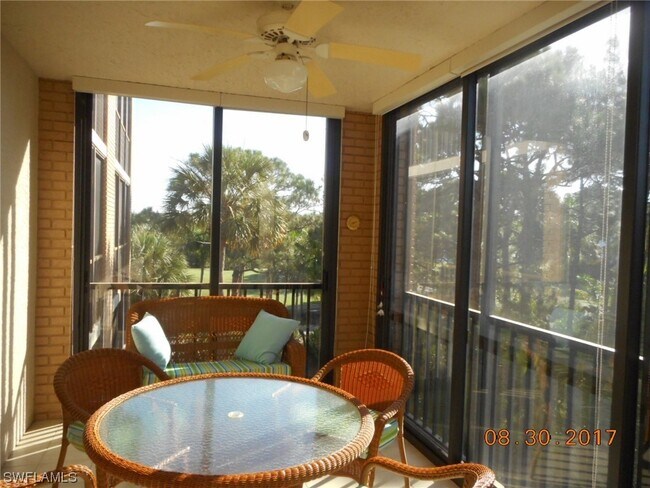 Foto del edificio - 6770 Pelican Bay Blvd