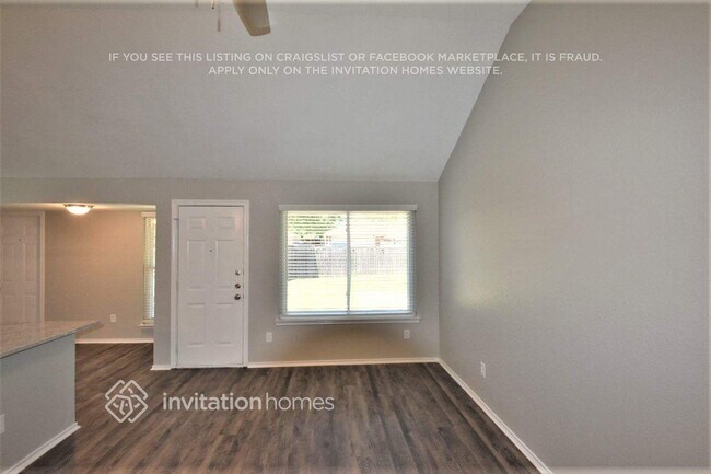 Foto del edificio - 1517 Autumn Breeze Ln