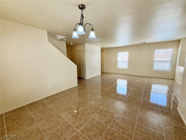 Foto del edificio - 11225 Sandrone Ave