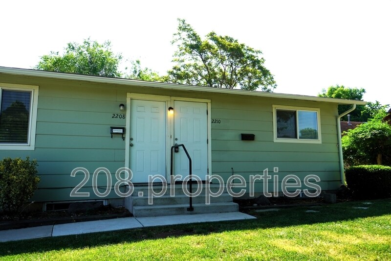 Primary Photo - 2210 S Owyhee St