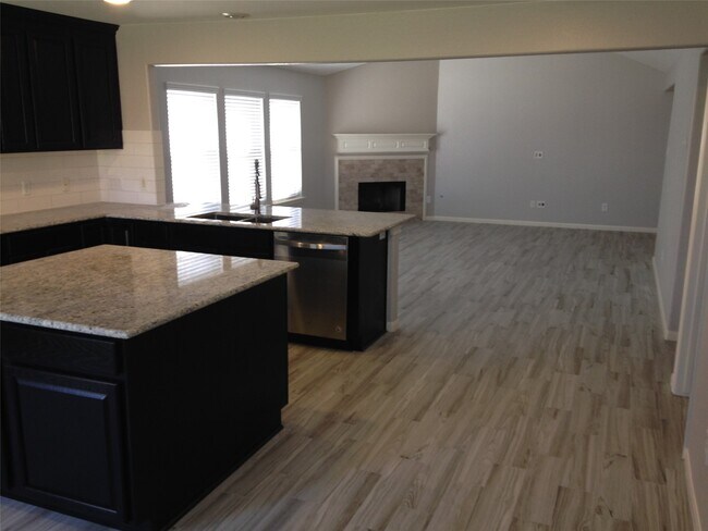 Building Photo - 19818 Sternwood Manor Dr