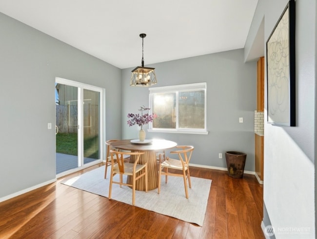 Building Photo - 20505 66th Dr NE