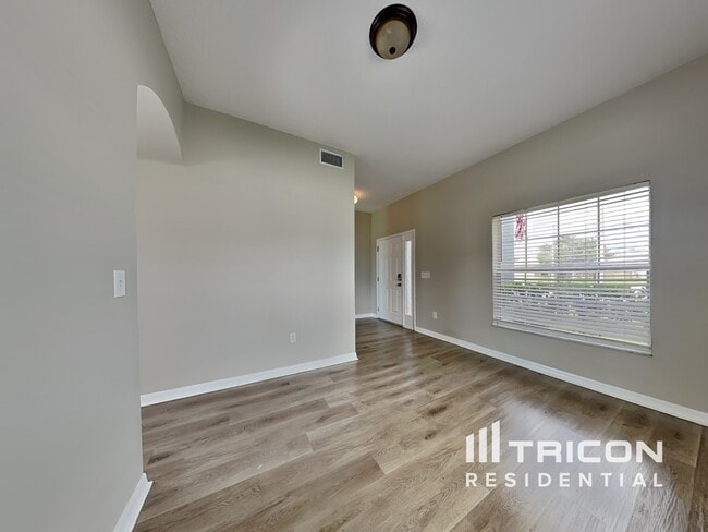 Building Photo - 11903 Butler Woods Circle Riverview FL