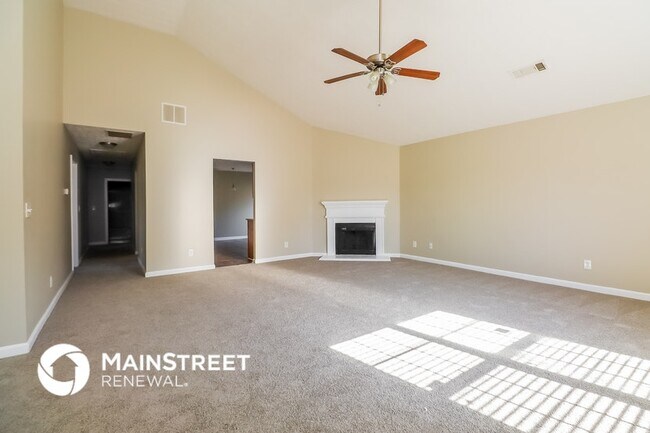 Building Photo - 6700 Browns Mill Ferry Dr