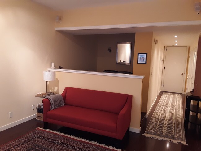 Living room/sleeping area - 98 Union St
