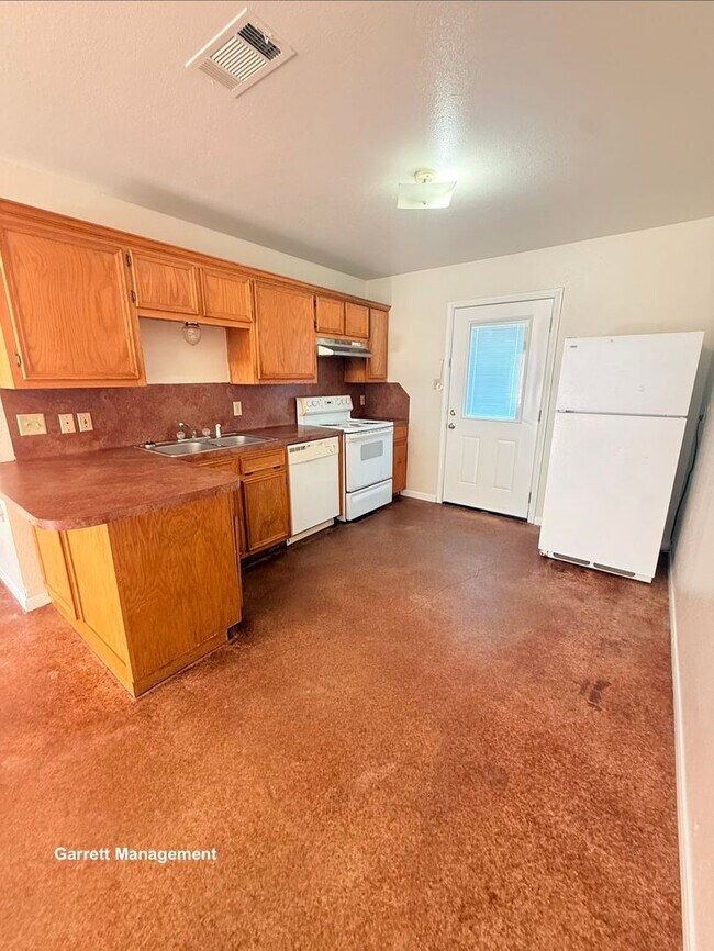 Foto del edificio - 813 E Ave I