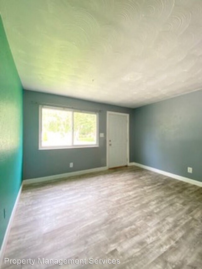 Foto del edificio - 3 br, 1 bath House - 3216 Garden Blvd