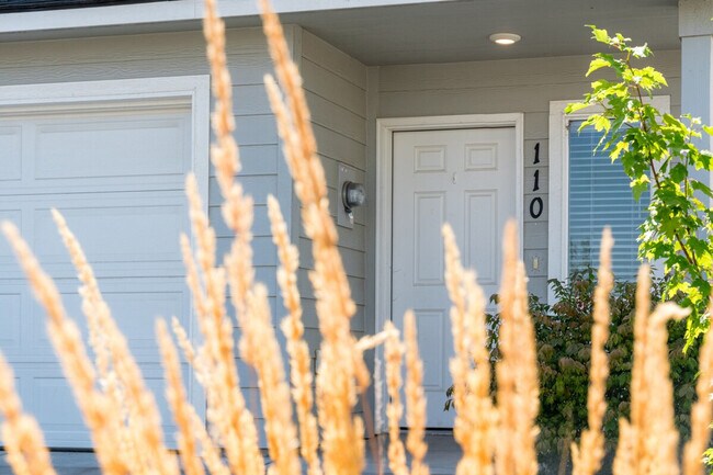 Foto del edificio - 5706 W 1st Pl