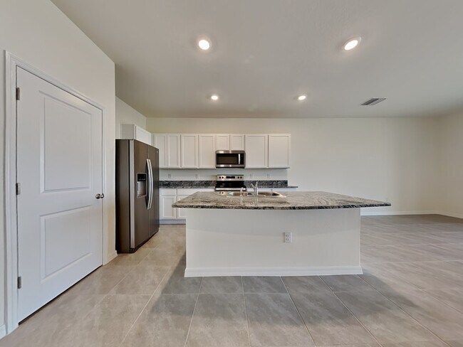 Building Photo - 310 Mangrove Shade Cir