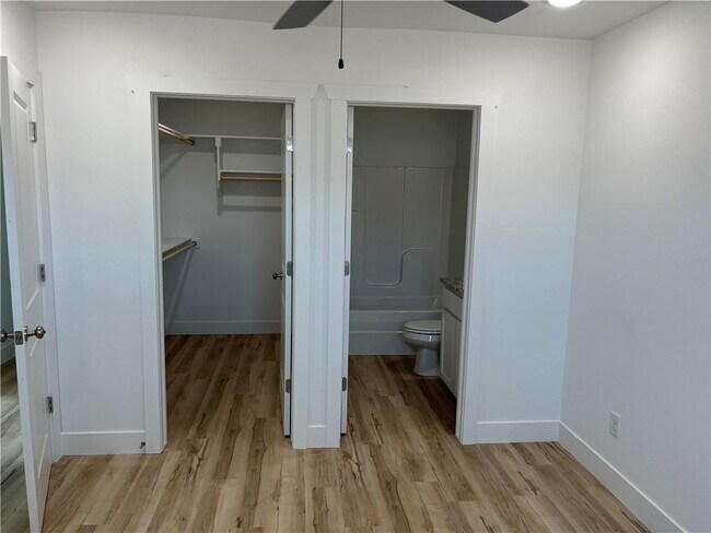 Building Photo - 1209 Nedra Dr