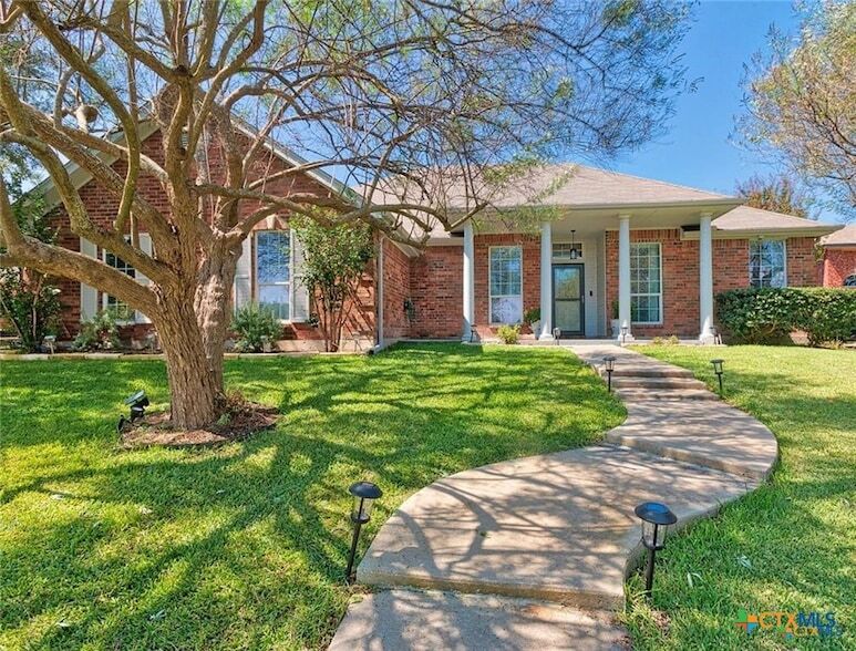 Foto principal - 606 Lantana St
