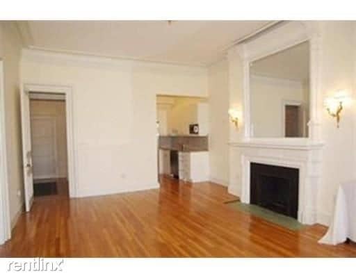 Building Photo - 135 Commonwealth Ave