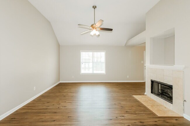 Foto del edificio - 95 Winding Creek Dr