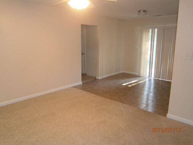 Foto del edificio - 414 Kenwood Dr