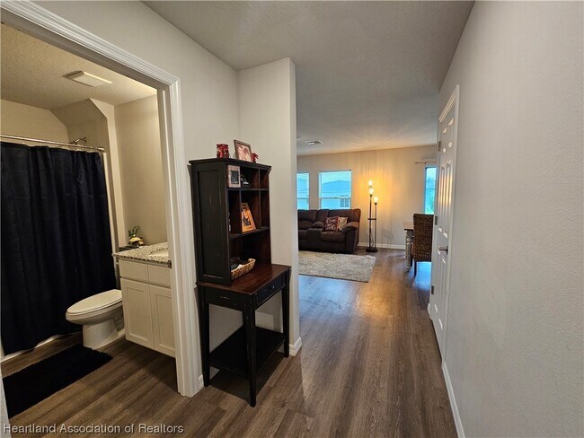 Building Photo - 1444 Stone Ridge Cir