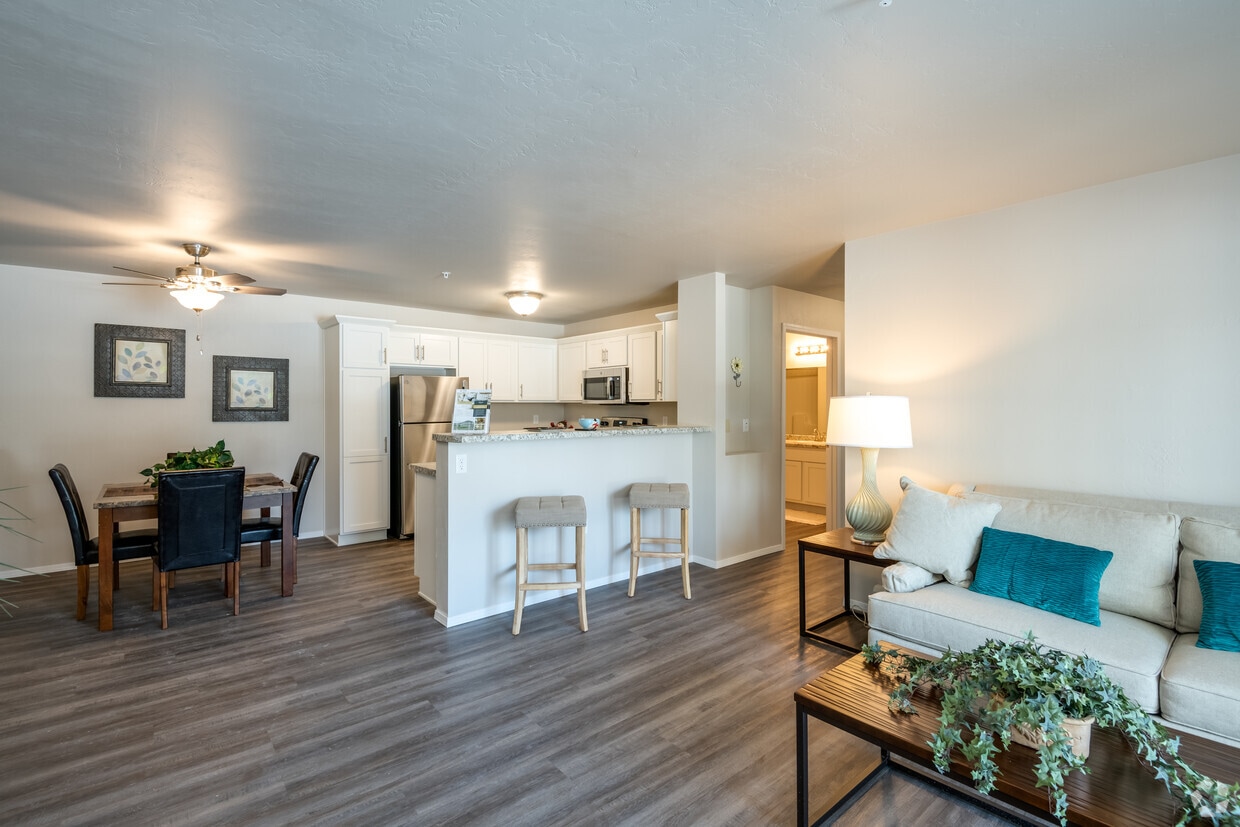 OSBORN ESTATES Apartments in Oshkosh, WI