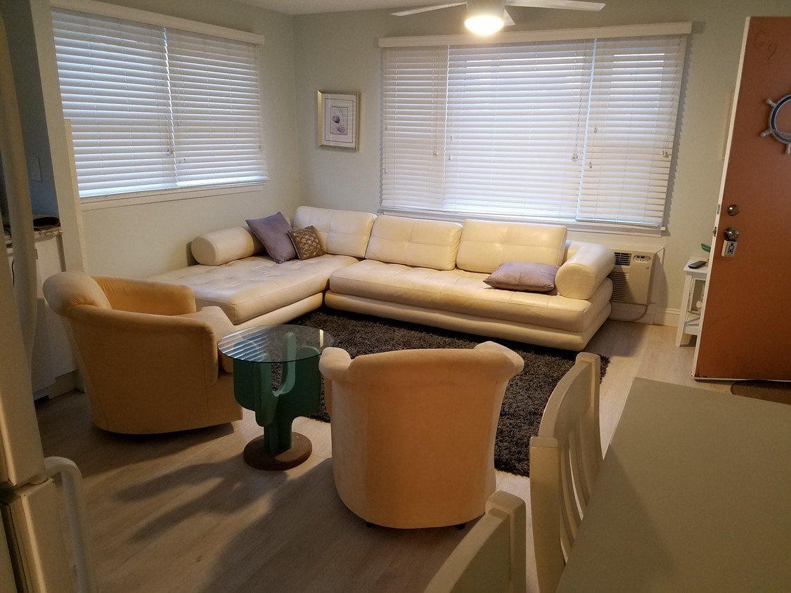 9609 Ventnor Ave Unit C9, Margate City, NJ 08402 Condo for Rent in