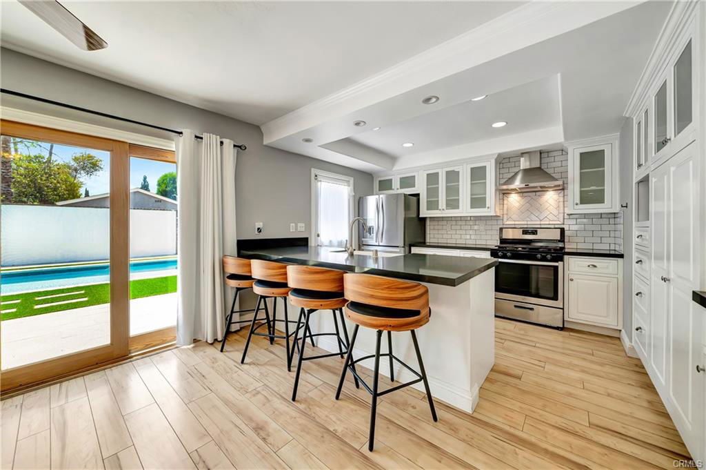 Foto principal - 23010 Hartland St