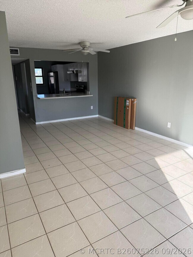 Foto del edificio - 20735 NE 8th Ct