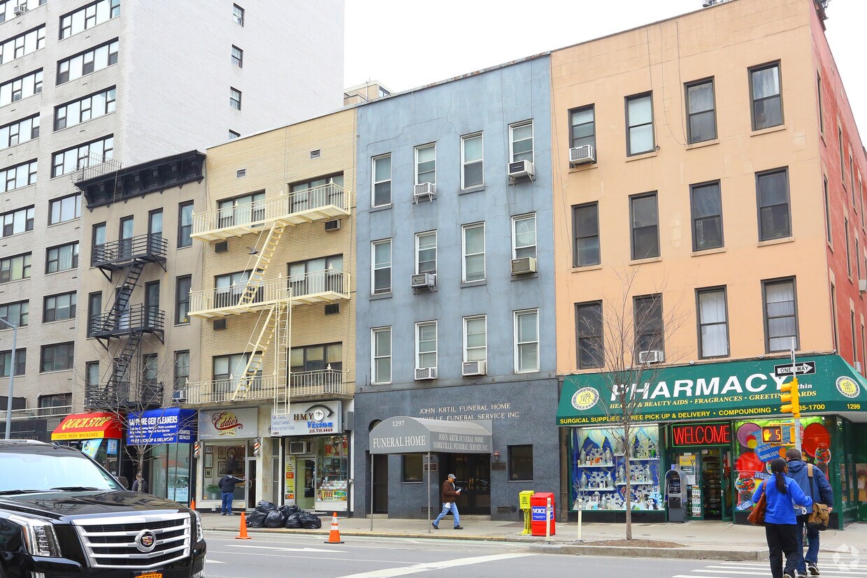 Primary Photo - 1297 1st Ave