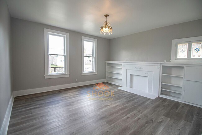 Foto del edificio - RENOVATED 3BR/2BA HOME CLOSE TO DOWNTOWN