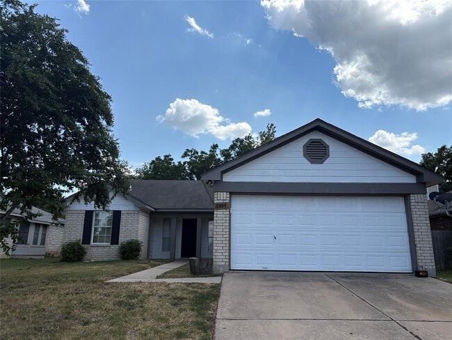 Building Photo - 2304 Larston Ln
